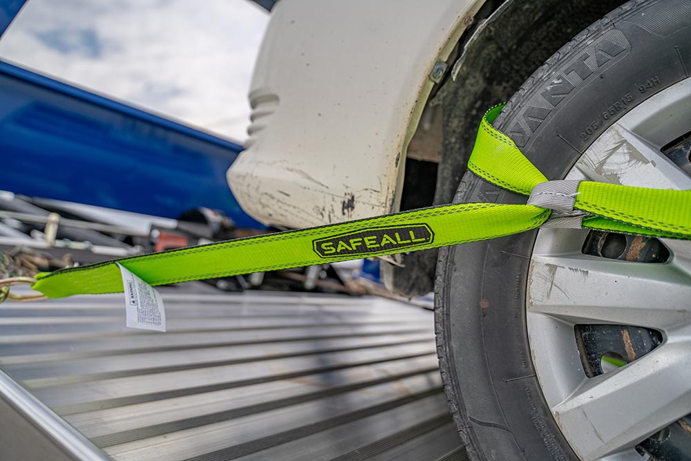SafeAll Tie-Down Strap w/ Chain
